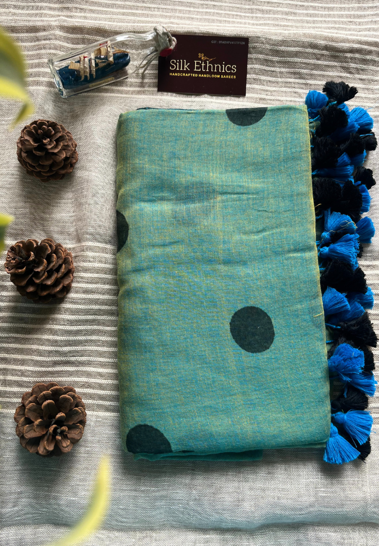 Emerald green Rangreet Polka dot saree