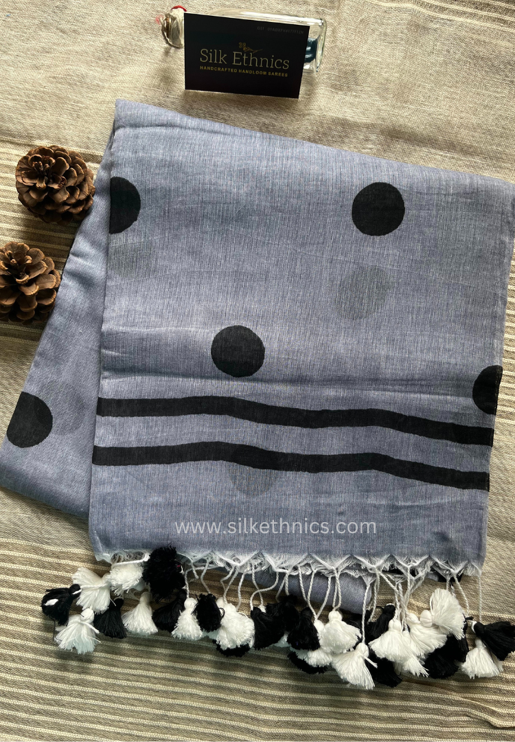 Silver grey Rangreet Polka dot saree