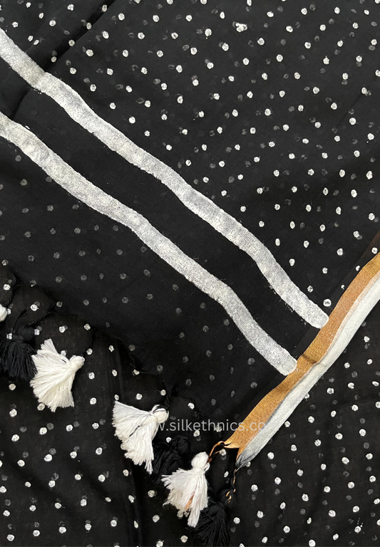 Black and white Rangreet Polka dot saree