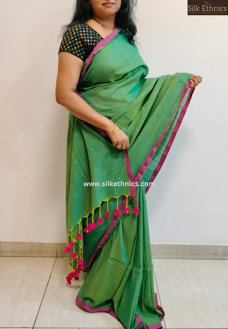 Dualtone green Pure Handloom saree