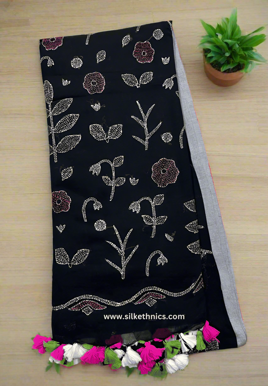 Black embroidered Rangreet saree