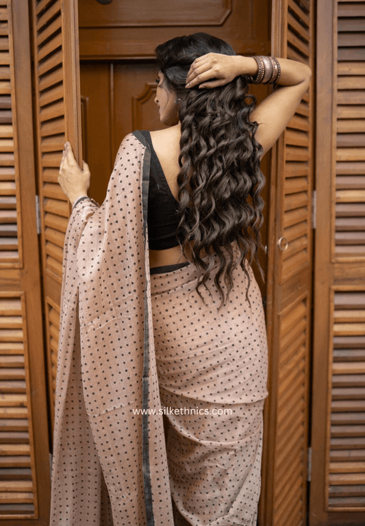 Cool beige Rangreet Polka dot saree