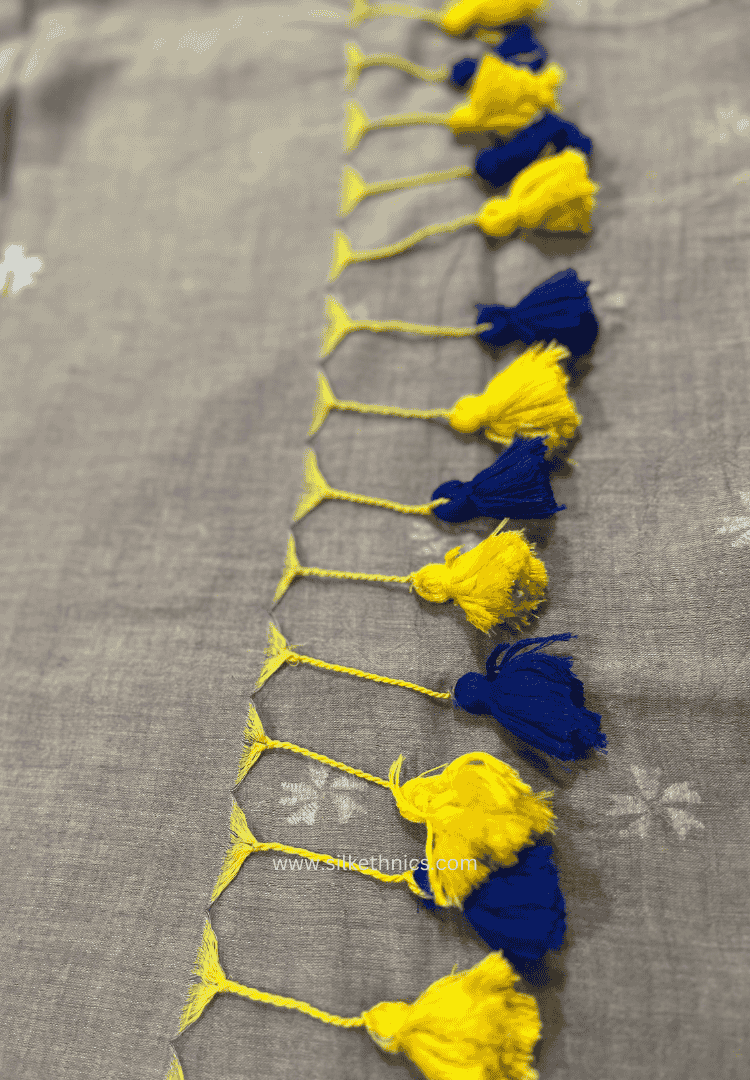 Beige Rangreet embroidered mul cotton saree