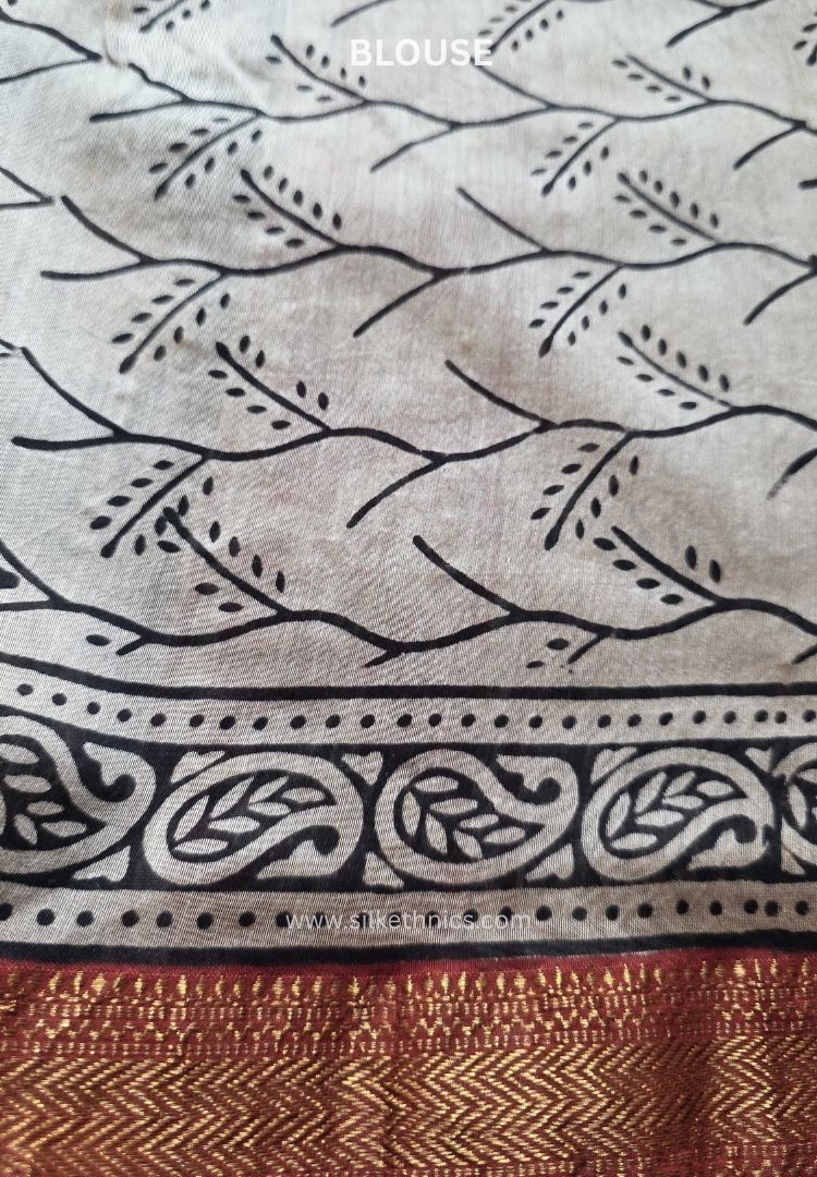 Beige and Red Maheswari silk saree