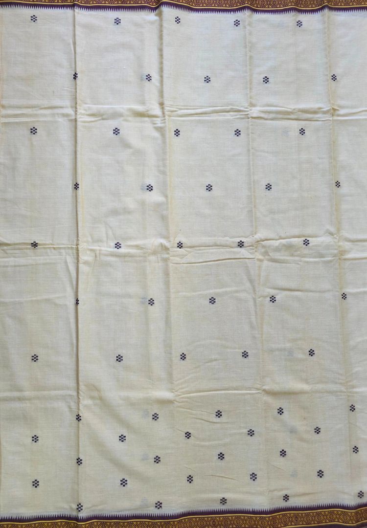 Soft blue stripes on the pallu of a beige Dhaniakhali handloom cotton saree