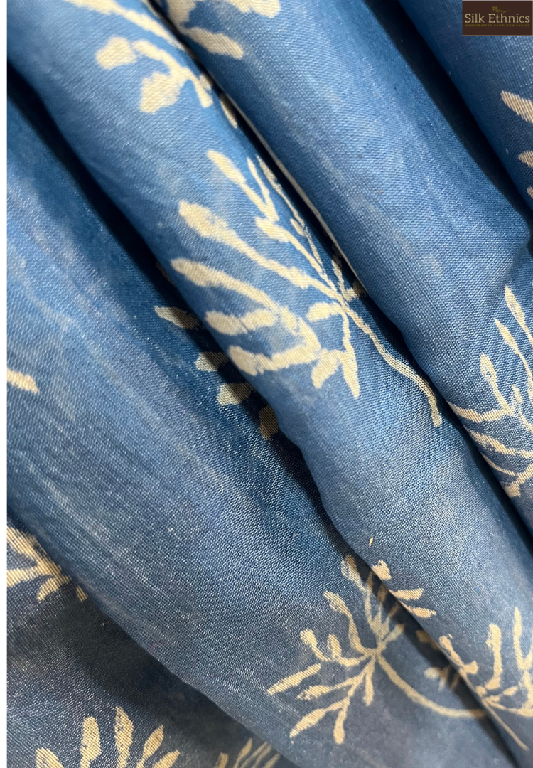 Electric blue Maheswari Silk saree