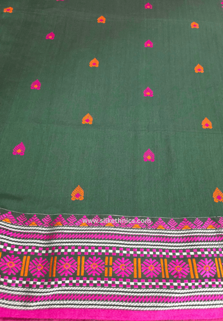 Forest green Assam hand weaving cotton saree