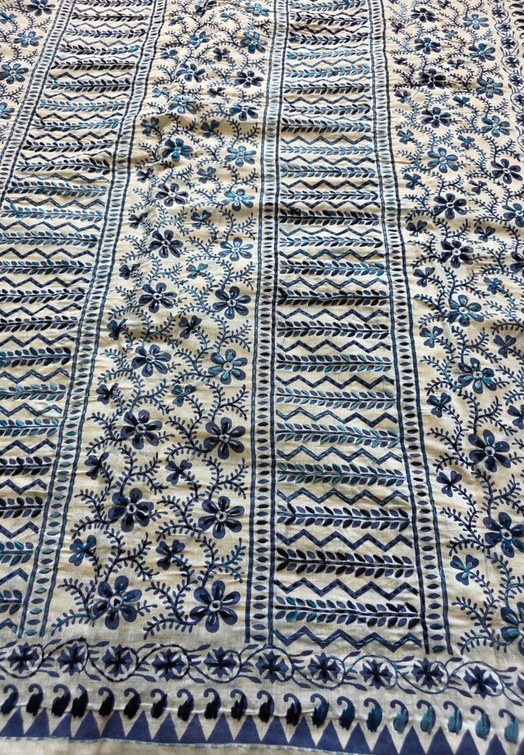 Pallu embroidery detail of the Ivory and Indigo Gulbahar Chanderi saree