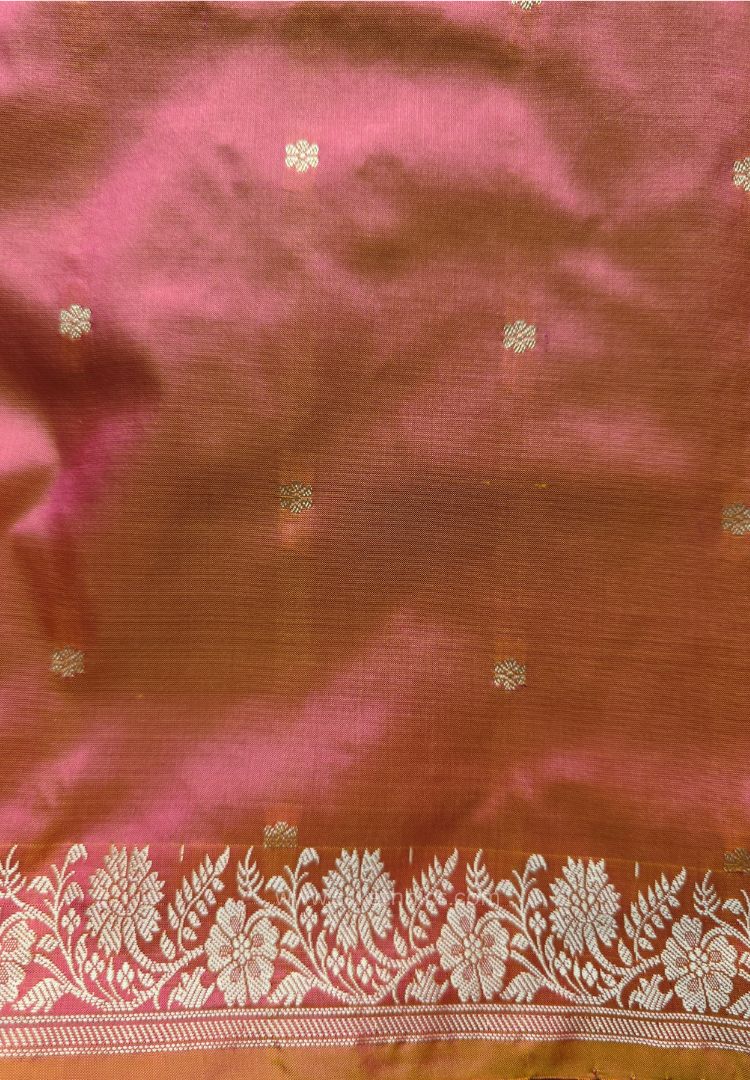 Dual tone Peach pure Banarasi Katan silk saree (Silk Mark)