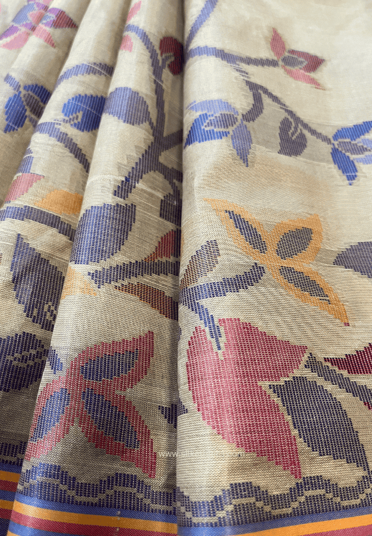 Beige Rajshahi silk saree