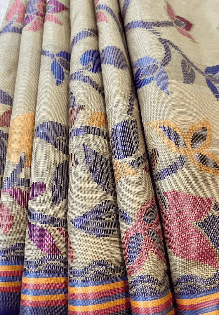 Beige Rajshahi silk saree
