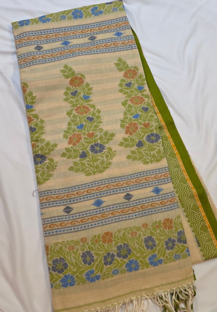 Graceful Green Traditional Tangail Bengal Handweaving saree