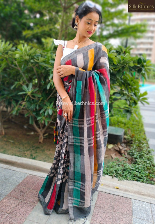 Midnight Mosaic blockprinted Linen saree