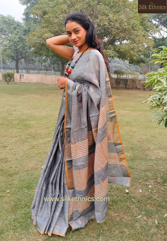 Pearl grey slub linen saree