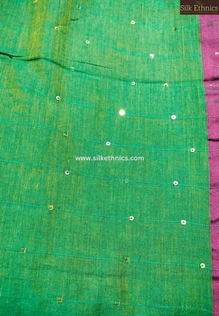 Dualtone green Pure Handloom saree