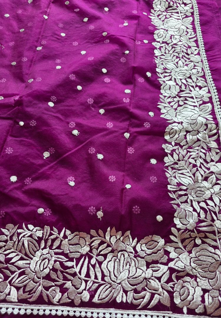 Rich wine Banarasi organza embroidered saree, photo 3 of 7