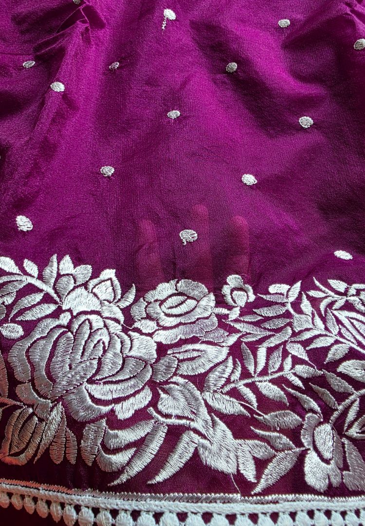 Rich wine Banarasi organza embroidered saree, photo 4 of 7