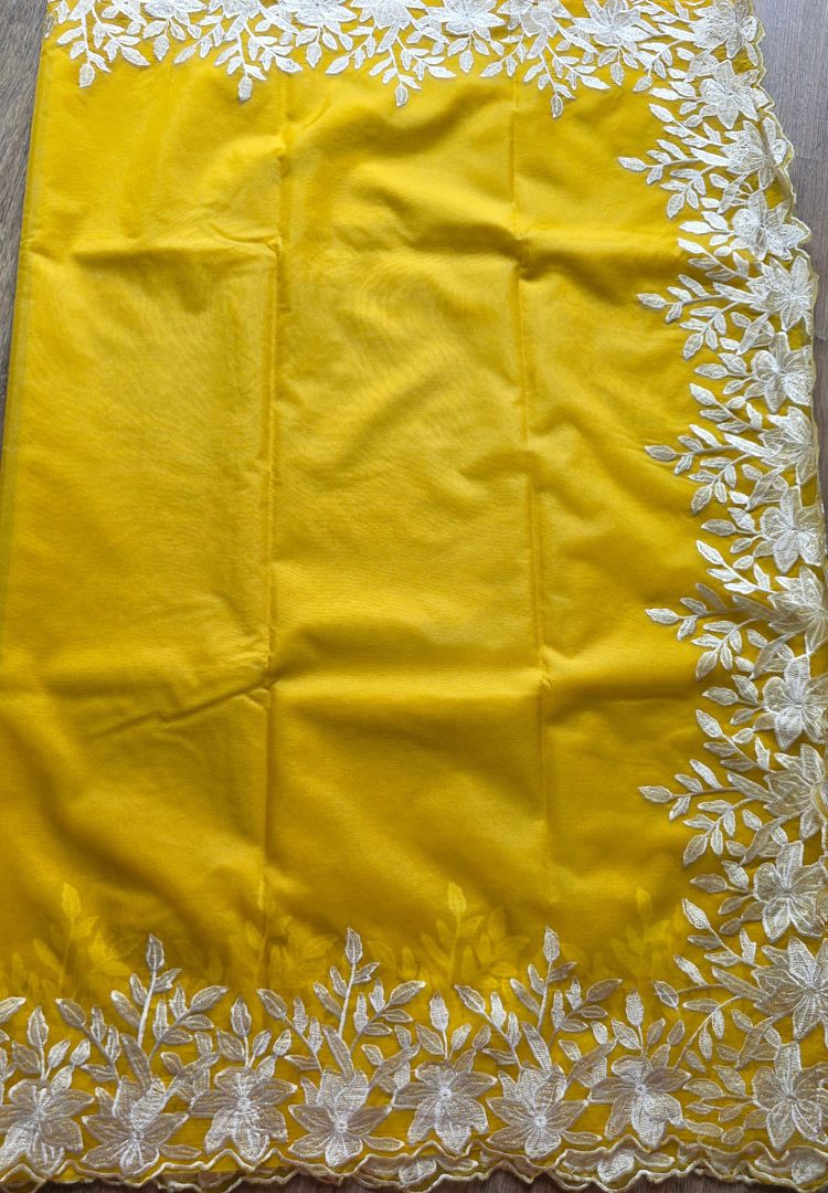 Golden Yellow Banarasi organza embroidered cutwork saree, photo 3 of 6