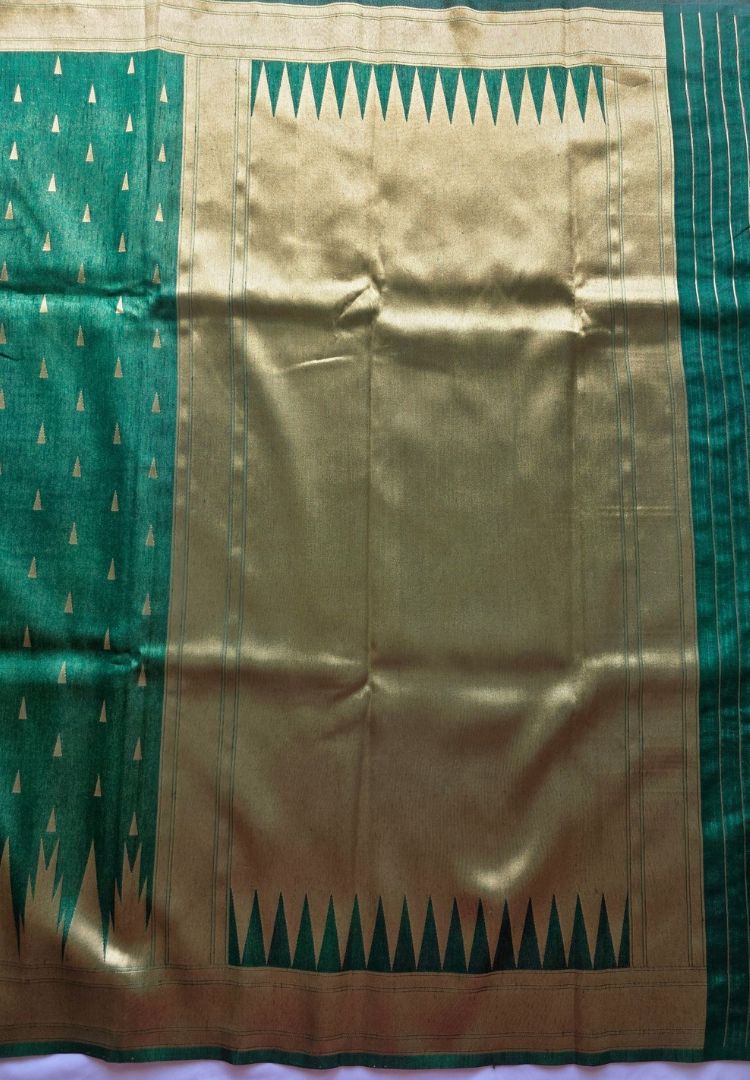 Gold zari pallu of the Forest Green Banarasi temple border saree