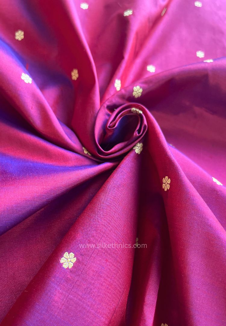 Dual tone Magenta pure Banarasi Katan silk saree (Silk Mark)
