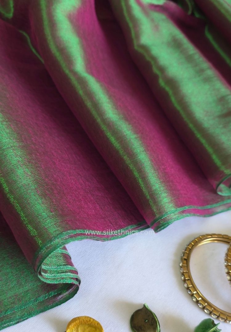 Peacock Green dualtone Raaga handloom tissue saree - Mayurika