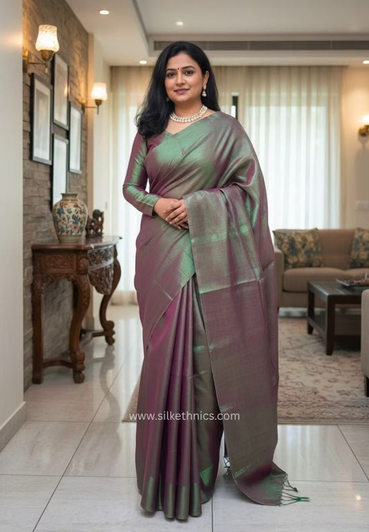 Peacock Green dualtone Raaga handloom tissue saree - Mayurika