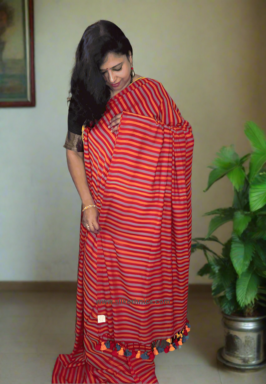 Striped red Rangreet mulcotton saree