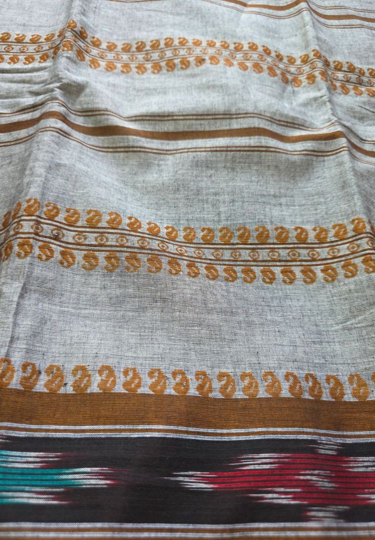 Pallu of a steel grey Ikkat Dhaniakhali cotton saree with striped design