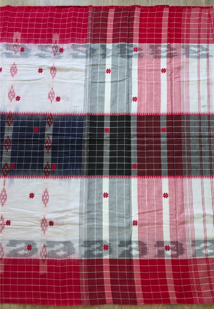 Fabric texture of a pure cotton red and white Ikkat Dhaniakhali saree